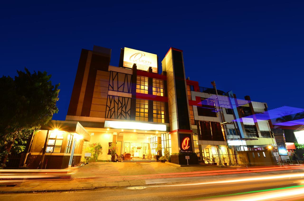Queen City Hotel Banjarmasin Банджармасин Экстерьер фото